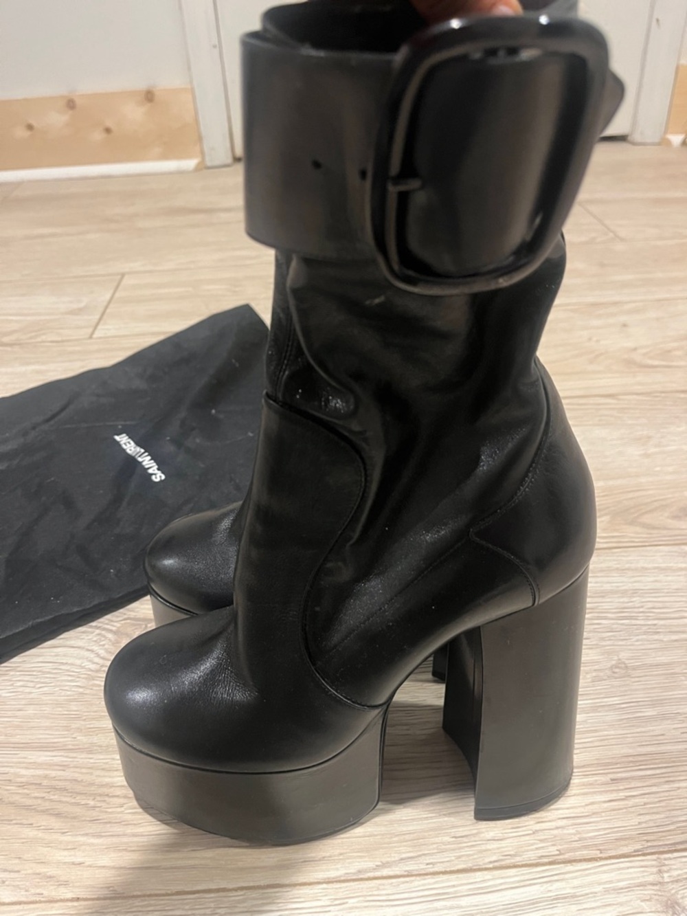 Saint Laurent “Billy” Black Leather Platform Ankle Boots - Picture 5 of 13